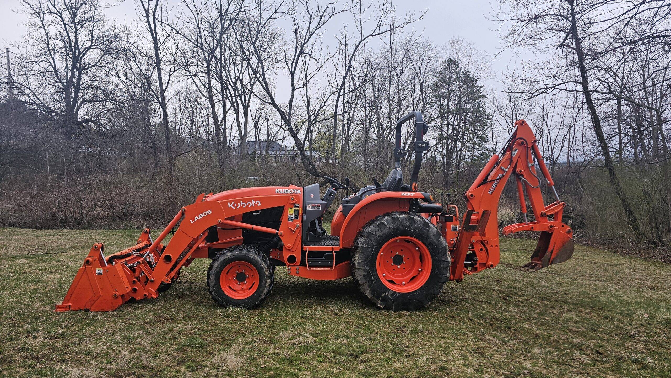 2014 Kubota Grand L4060 HST 4x4 Tractor Loader Backhoe - Image 4