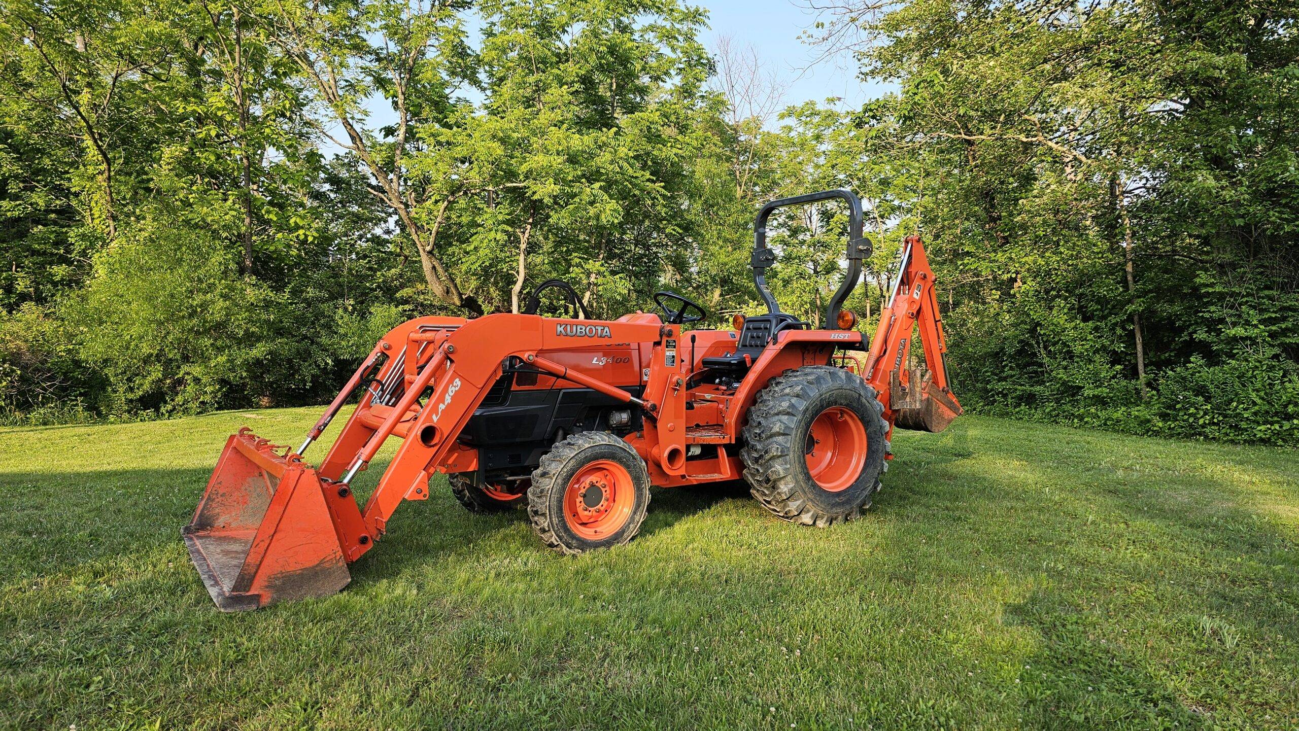 2008 Kubota L3400 HST 4x4 Tractor Loader Backhoe - Image 2
