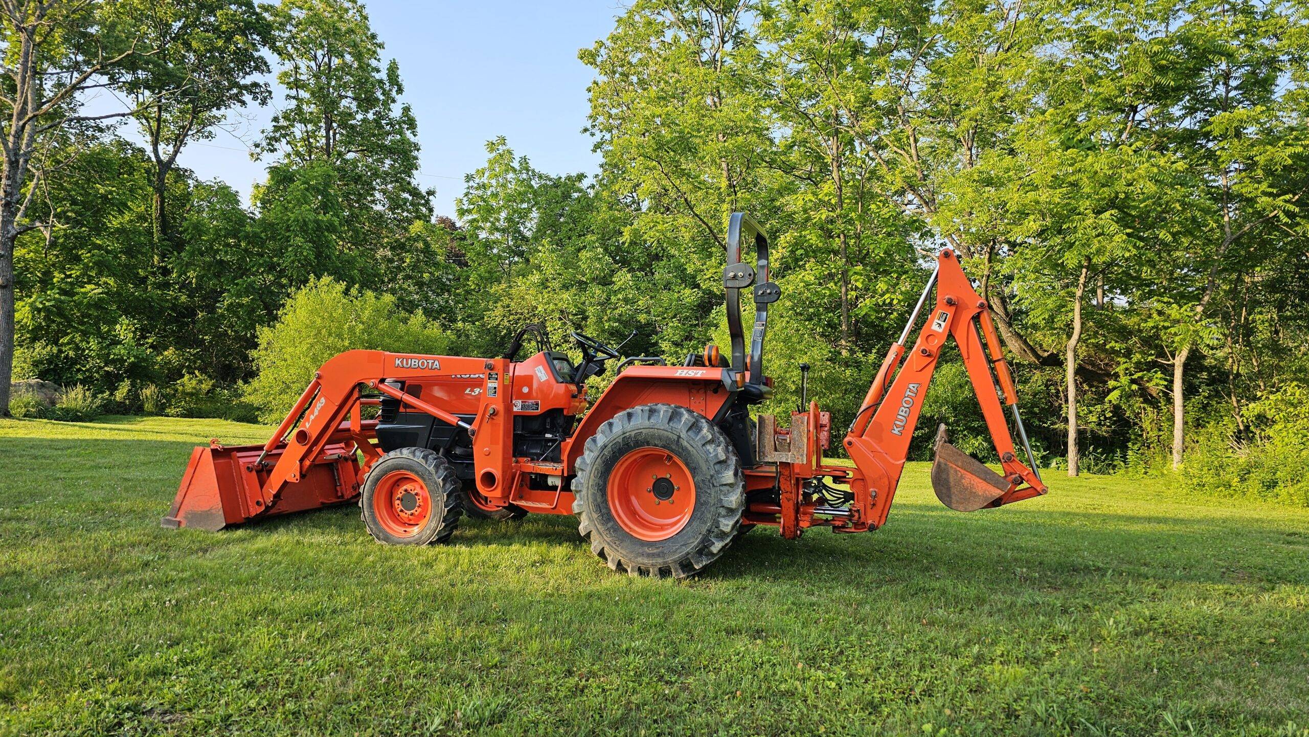 2008 Kubota L3400 HST 4x4 Tractor Loader Backhoe - Image 6