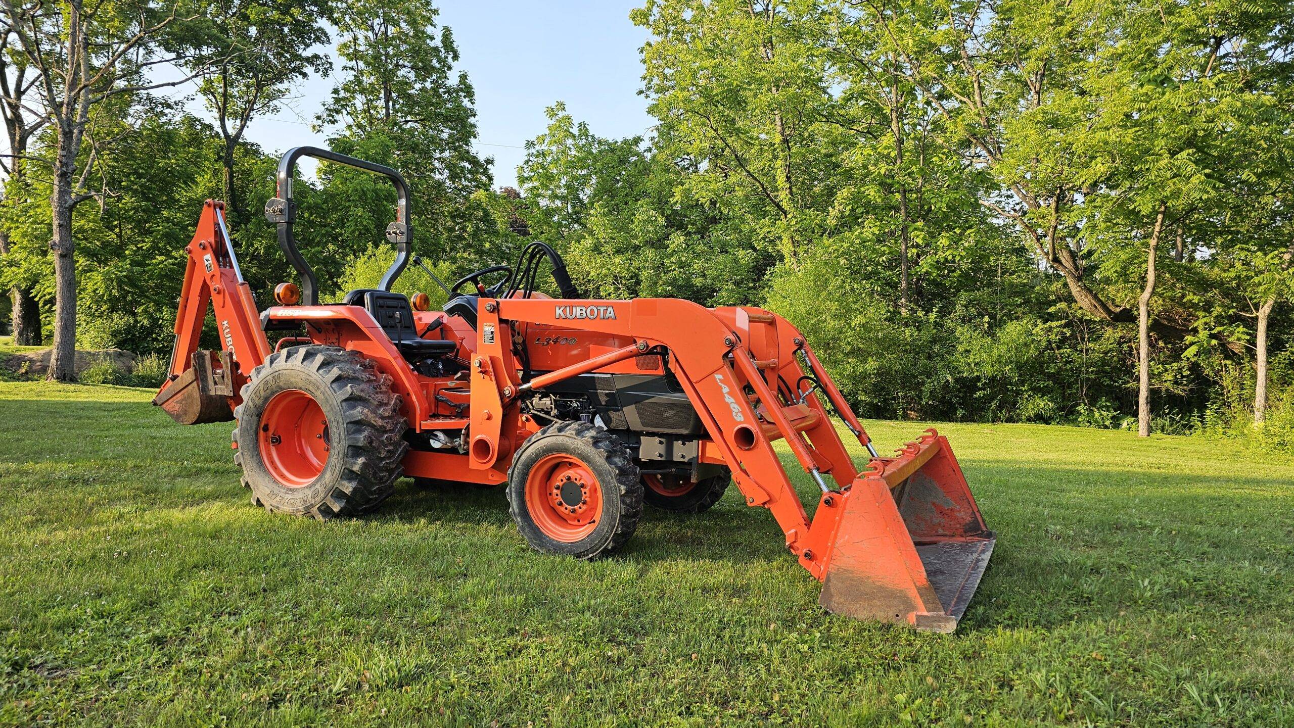 2008 Kubota L3400 HST 4x4 Tractor Loader Backhoe - Image 3