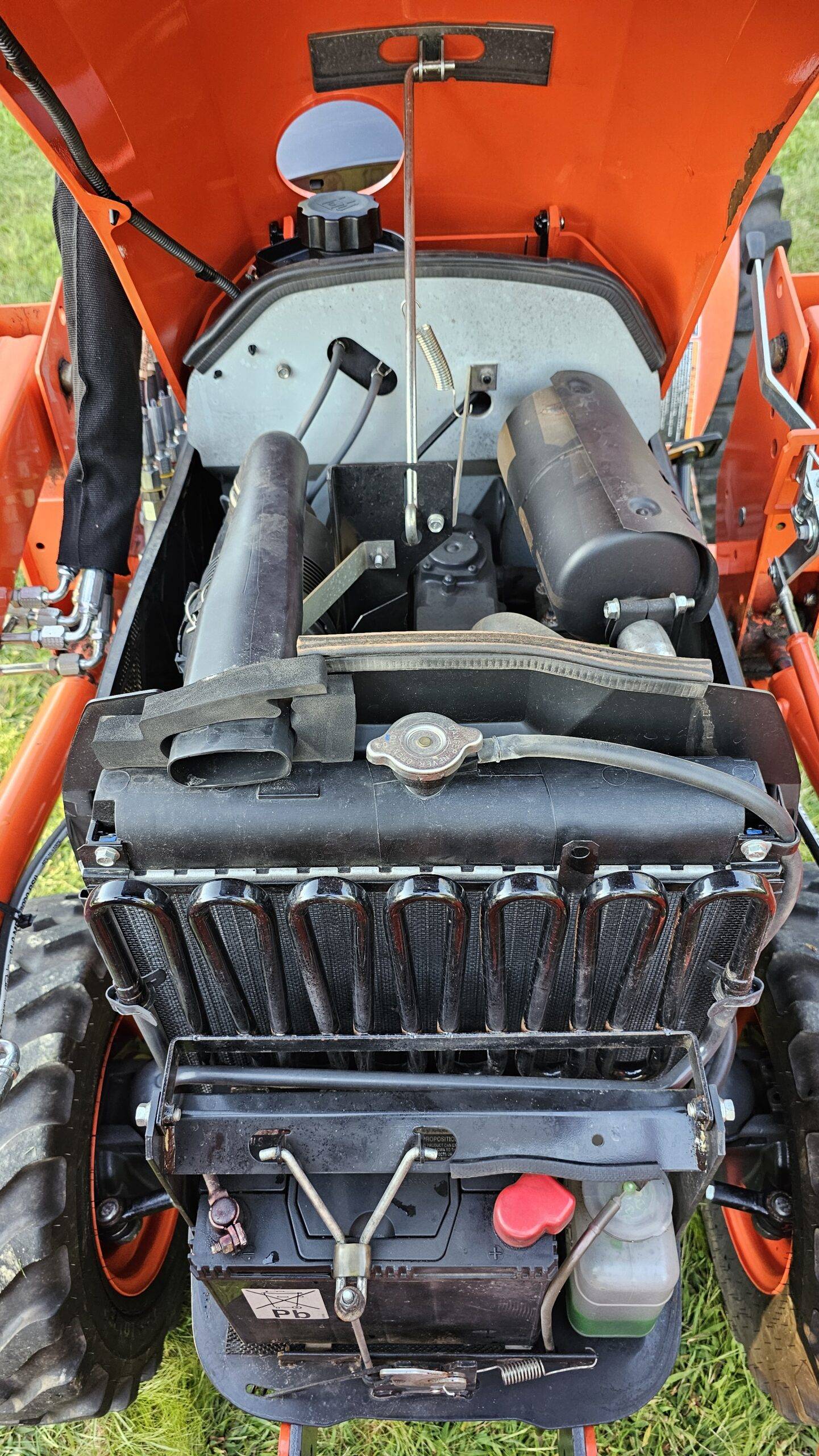 2021 Kubota B2301 HST 4x4 Tractor Loader Backhoe - Image 18