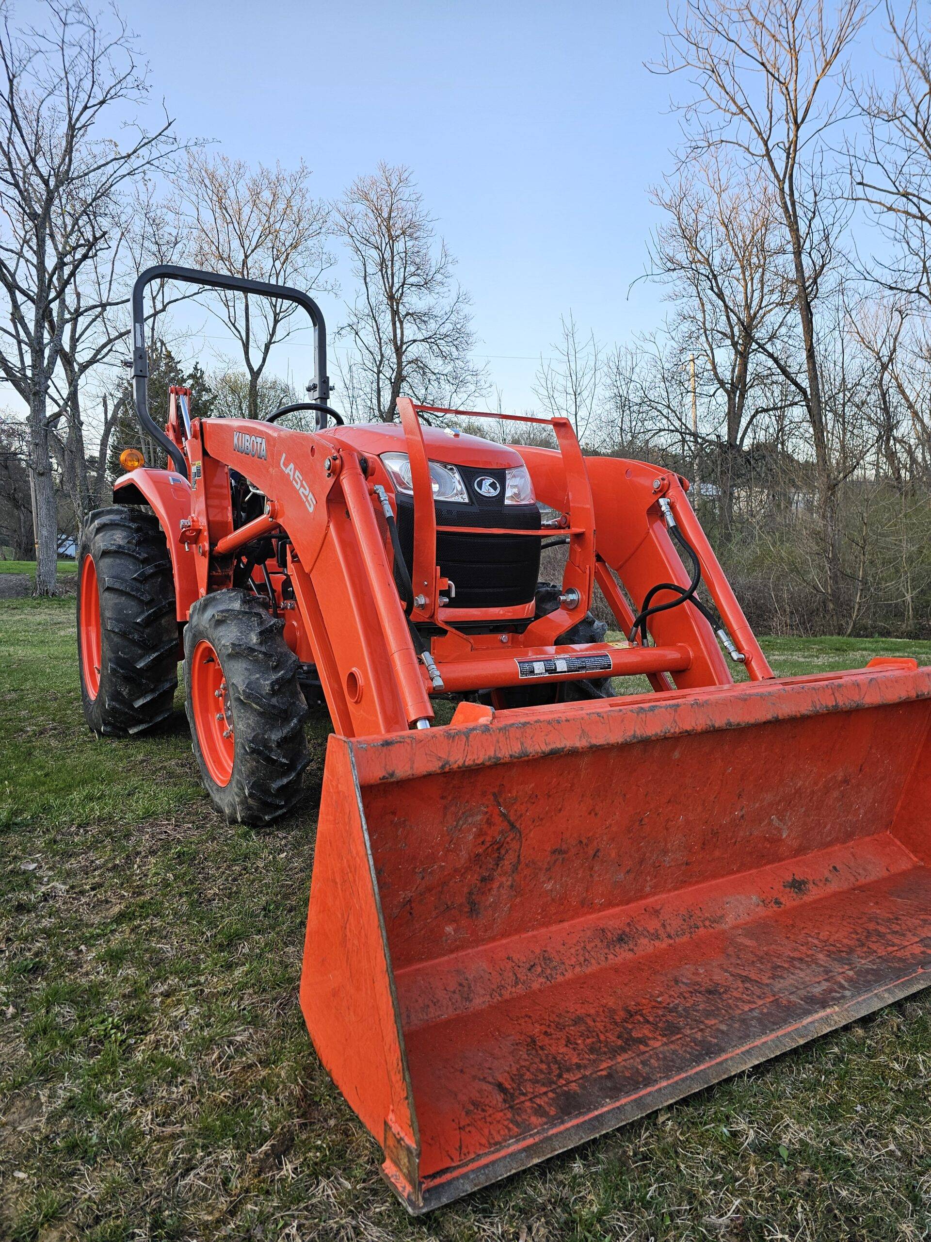 2018 Kubota L2501 HST 4x4 Tractor Loader Backhoe - Image 12