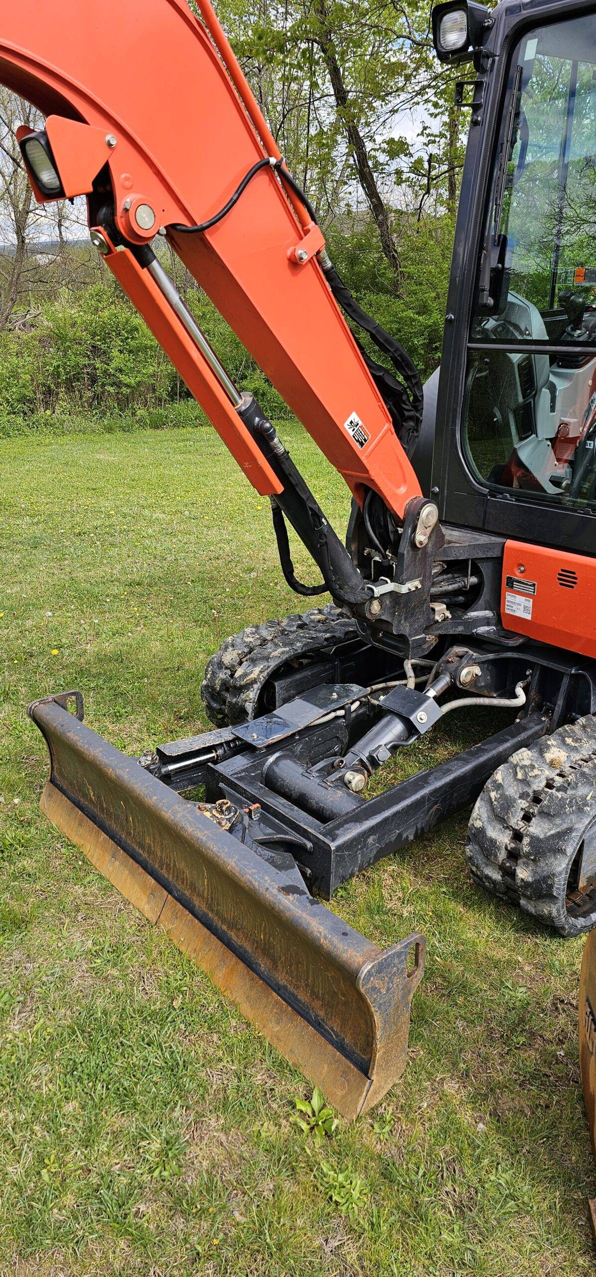 Kubota KX033-4 Cab Excavator - Image 11